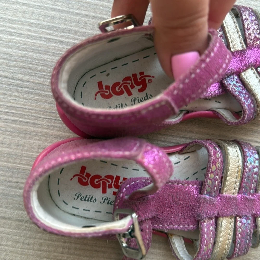 Booy French sandals size 20